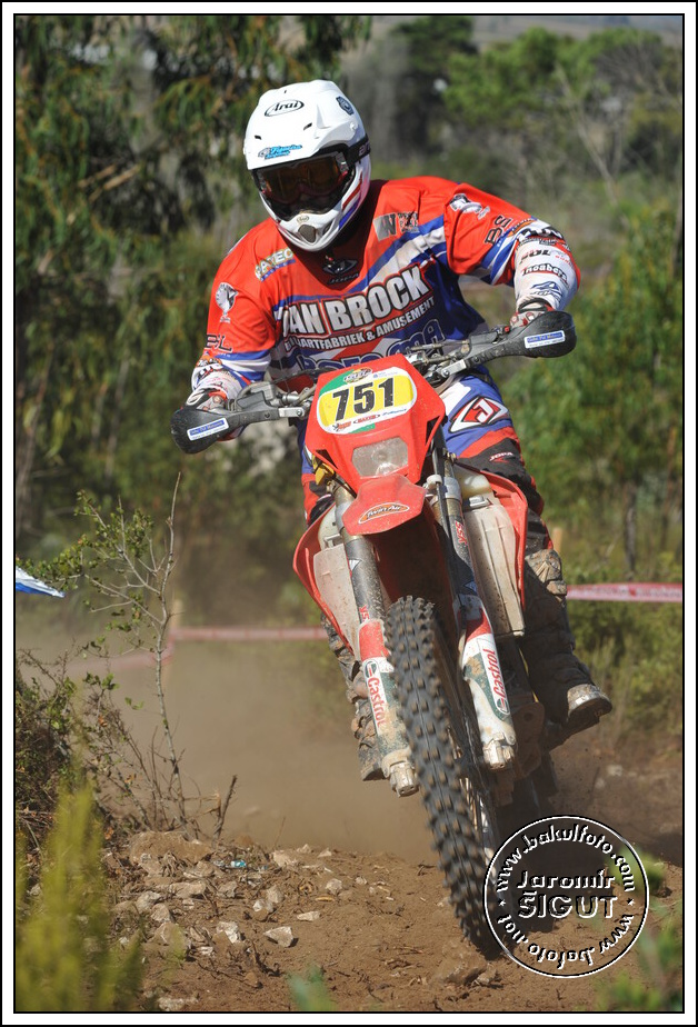 1den_0685.jpg