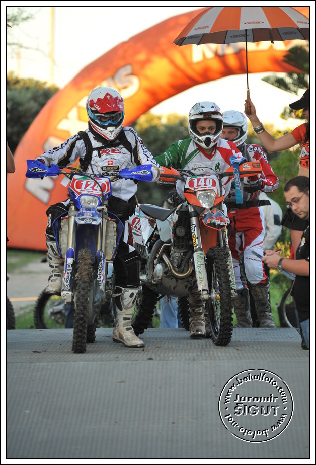 1den_0064.jpg