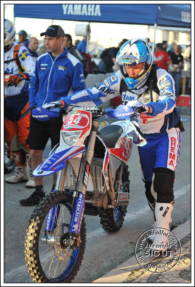 1den_0109.jpg