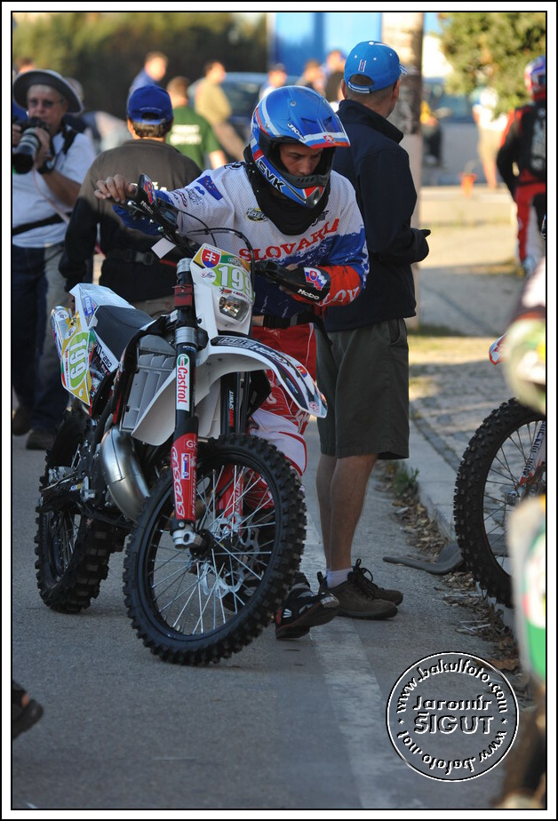 1den_0177.jpg